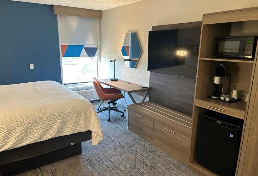 适合残疾人士使用的带超级大床的标准间, Holiday Inn Express Crestwood, An Ihg
