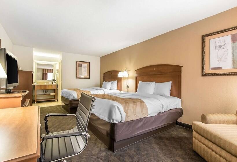 Номер Стандарт 2 Двуспальные Кровати, Quality Inn Monroe