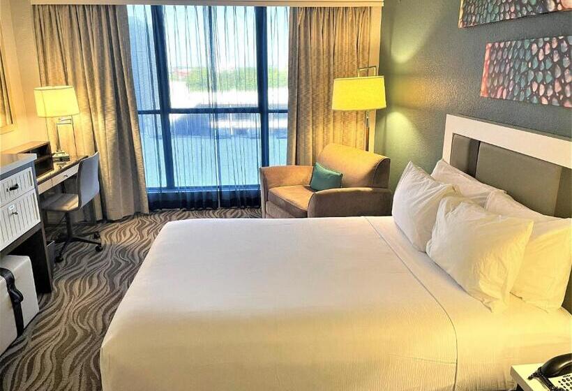 Номер Стандарт, Wyndham Lake Buena Vista Resort Disney Springs® Resort Area
