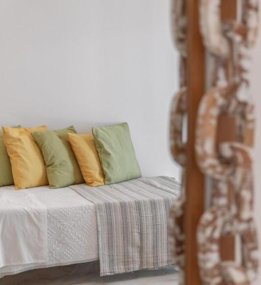 Triple Room Sea View, Amaryllis Studios