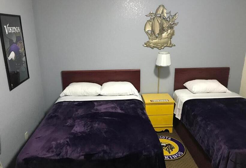 Номер Стандарт, Highland Court Motel