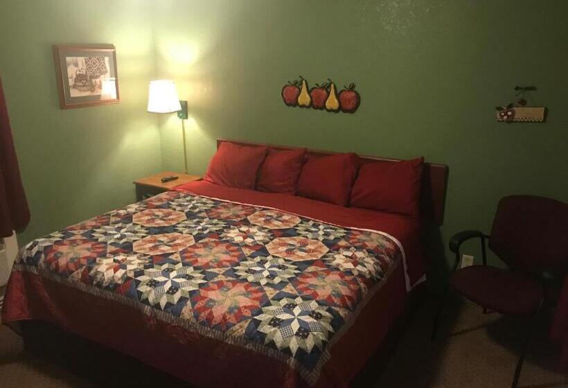Стандартный Номер Кровать Кинг, Highland Court Motel