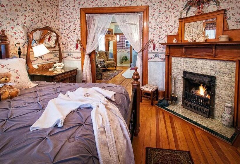 اتاق لوکس با تخت بزرگ, Holden House 1902 Bed & Breakfast Inn