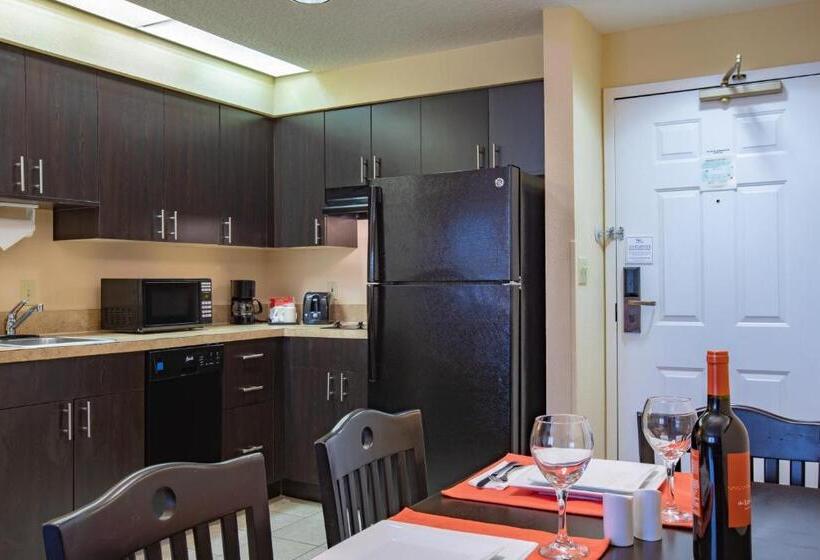 Люкс Кровать Кинг, Staysky Suites I Drive Orlando Near Universal