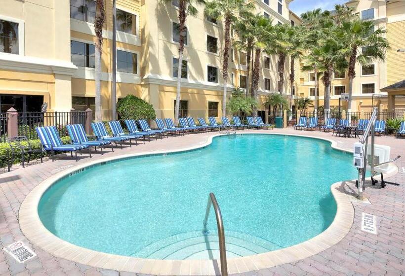 Люкс Вид на Бассейн, Staysky Suites I Drive Orlando Near Universal