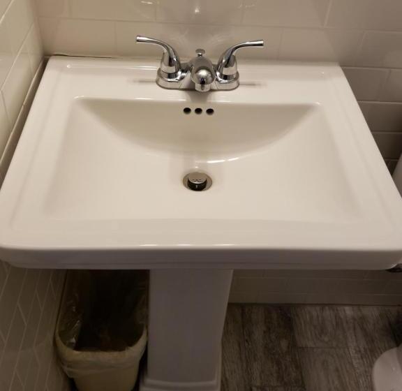 Номер Стандарт, Hampton Village Inn