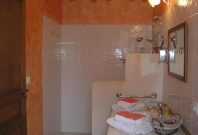 Номер Стандарт с Террасой, Clos Des Lavandes   Chambres Et Suites De Charme Climatisées Luberon