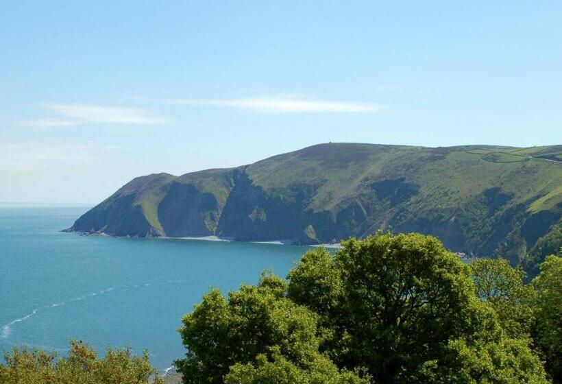 Номер Стандарт Вид на Море, Chough S Nest