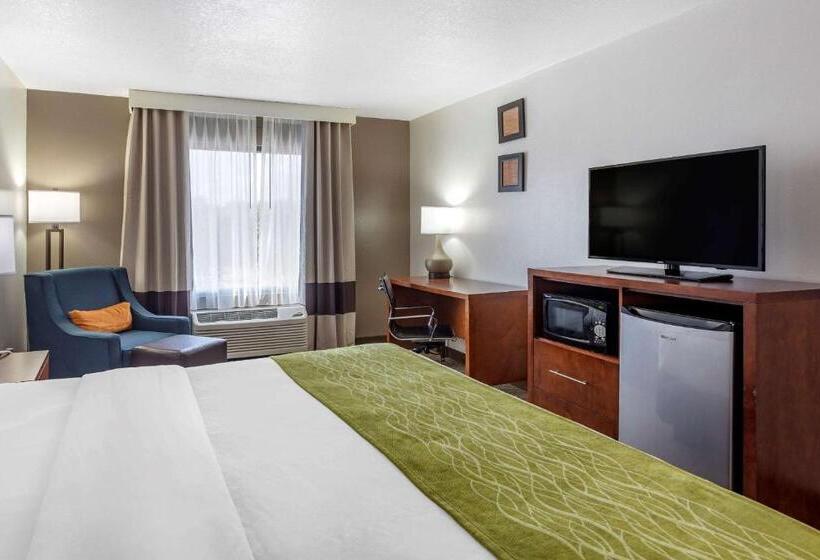 带大床的标准间, Comfort Inn Brownsville I40
