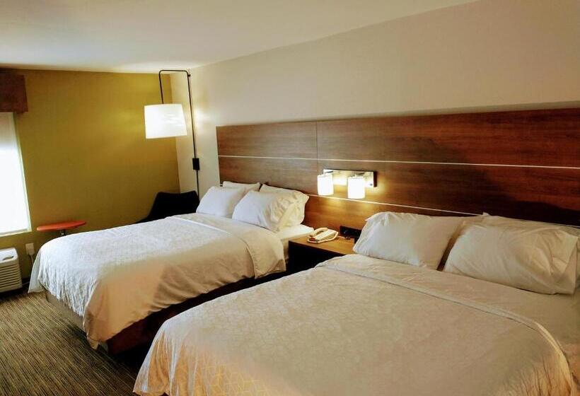 스탠다드 룸, Holiday Inn Express Hotel & Suites Madison, An Ihg
