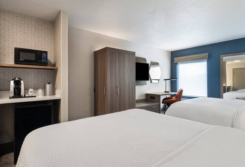 Номер Стандарт 2 Двуспальные Кровати, Holiday Inn Express Meadville , An Ihg