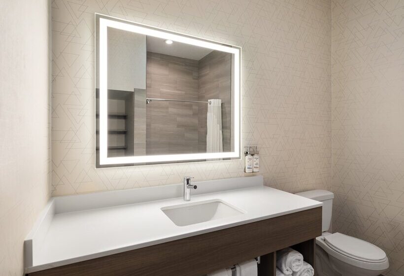 Люкс, Holiday Inn Express Meadville , An Ihg
