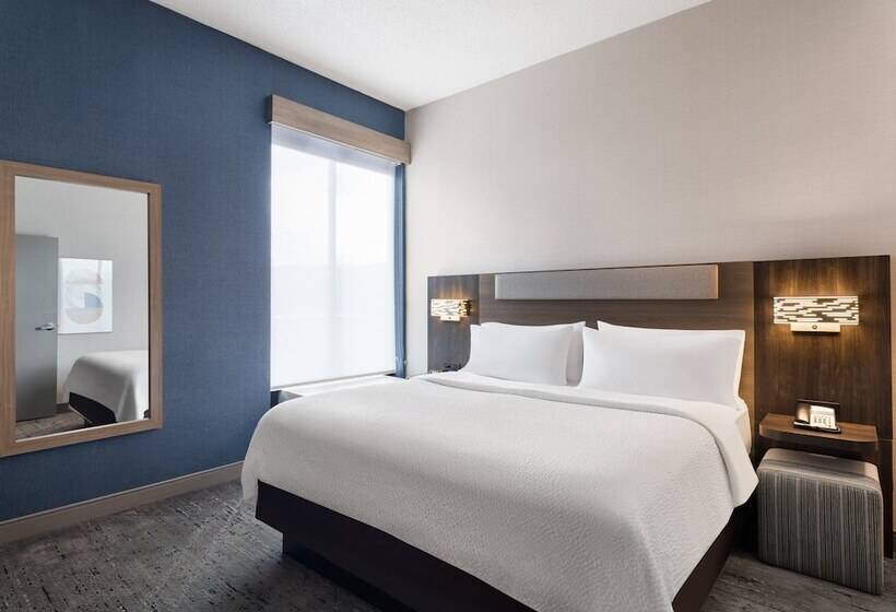 Люкс, Holiday Inn Express Meadville , An Ihg