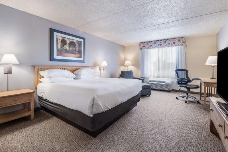 Номер Стандарт Кровать Кинг Адаптированный для Инвалидов, Red Lion Inn & Suites Goodyear