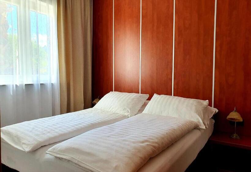 Апартаменты Superior 1 Спальня, Boutique Hotel Bora & Villas Garamm