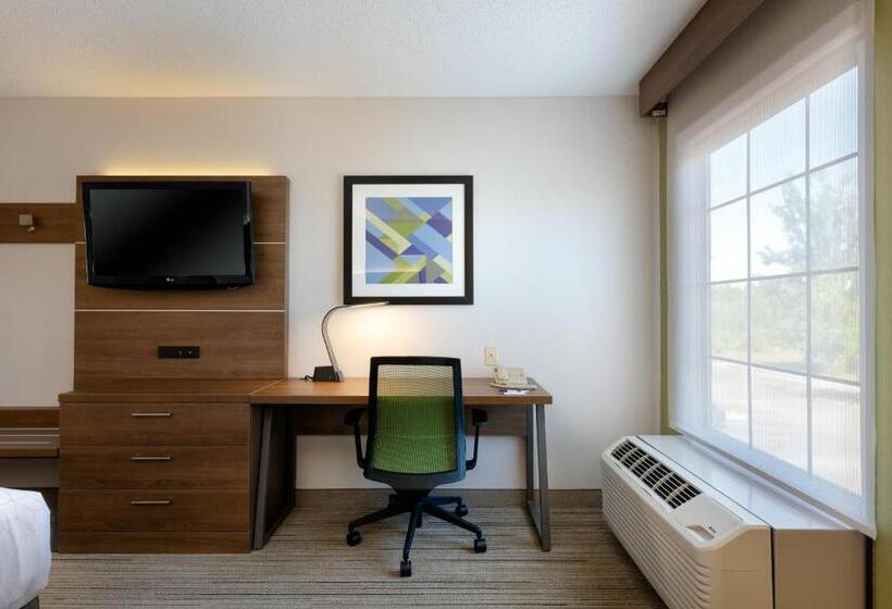מיטת קינג בסוויטה, Holiday Inn Express & Suites Milton East I 10, An Ihg