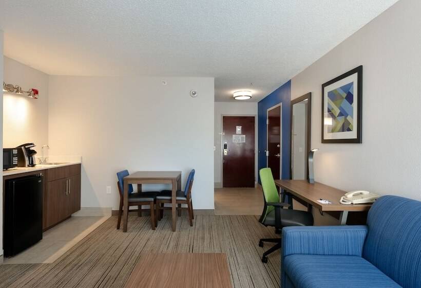 סוויטה, Holiday Inn Express & Suites Milton East I 10, An Ihg