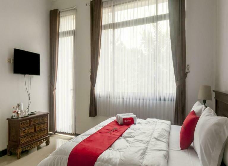 Номер Стандарт, Reddoorz Syariah Plus Near Trans Studio Cibubur