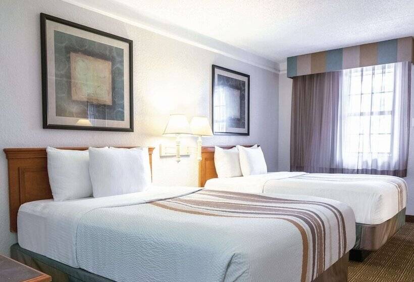 Номер Стандарт 2 Двуспальные Кровати, La Quinta Inn By Wyndham New Orleans West Bank / Gretna