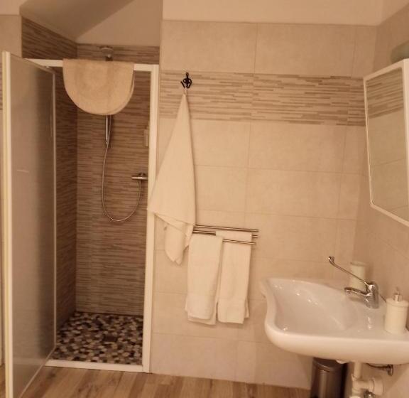 Номер Стандарт, La Casina