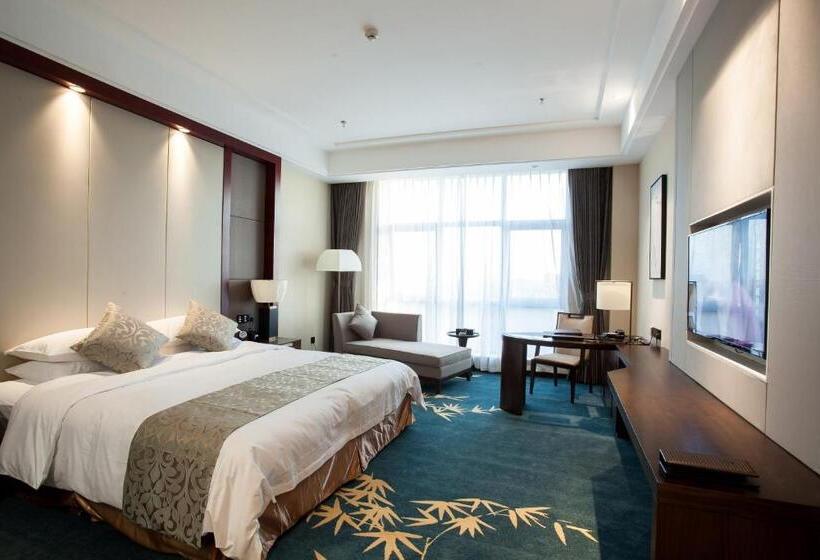 Номер Deluxe, Binhai Jinling International