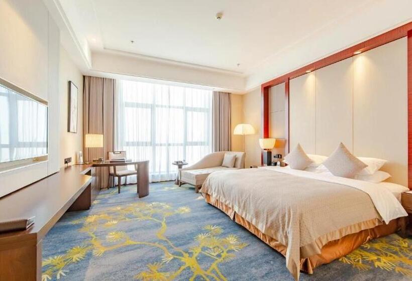 Номер Executive Кровать Кинг, Binhai Jinling International