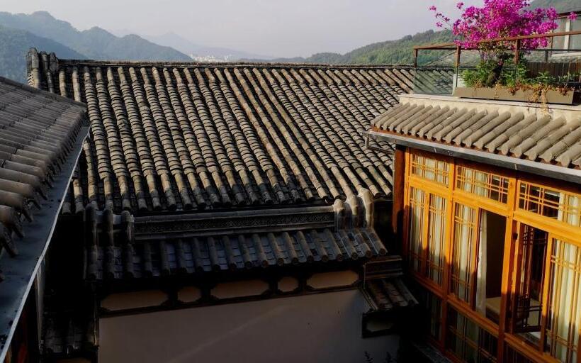 Номер Стандарт Вид на Сад, Floral Tengchong Mountain Residence