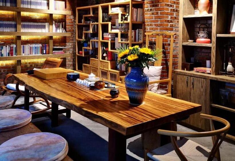 Family Suite, Floral Tengchong Mountain Residence
