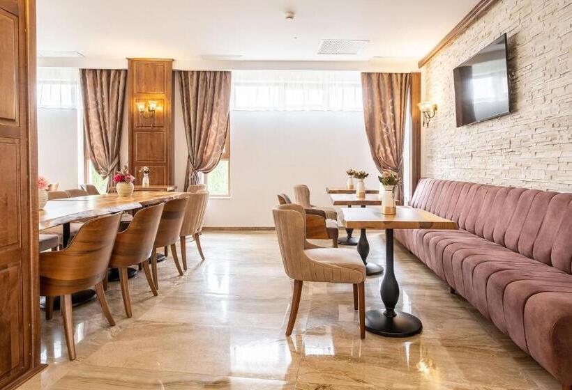 스탠다드 트리플 룸, Red Confort Hotel Boutique