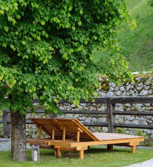 اتاق استاندارد چهار تخته, Turistična Kmetija čerček