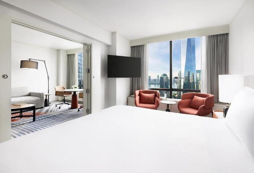 سوئیت با چشم‌انداز رودخانه, M Social New York Downtown