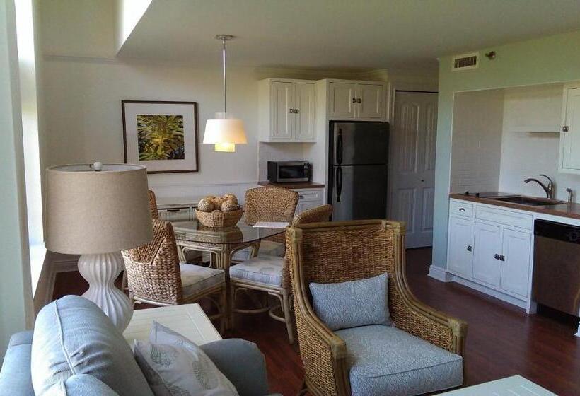 Люкс Повышенной Комфортности, Montauk Manor