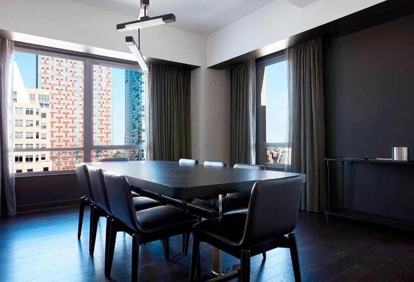 キングサイズベッドのスイートルーム, New York Marriott At The Brooklyn Bridge