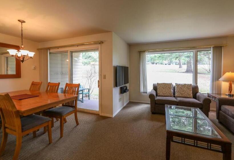 Апартаменты 1 Спальня, Meadow Lake Resort & Condos