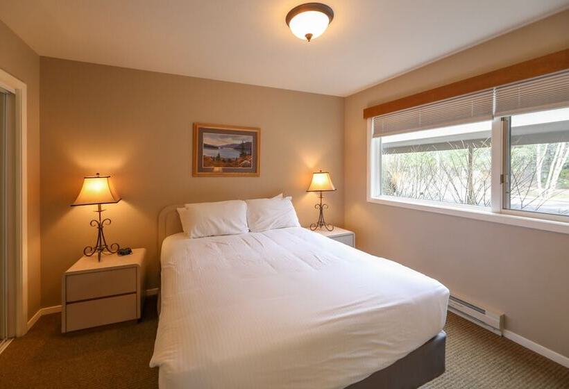 Апартаменты 2 Спальни, Meadow Lake Resort & Condos