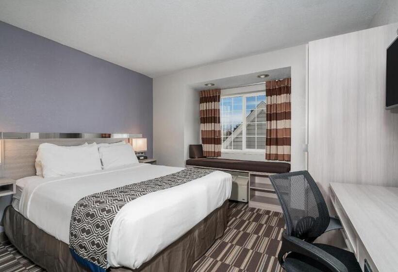 Номер Стандарт Адаптированный для Инвалидов, Microtel Inn & Suites By Wyndham Rochester North Mayo Clinic
