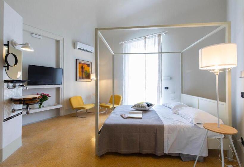 豪华房间, Palazzo Cavarretta   Pinella S Rooms And Apartment