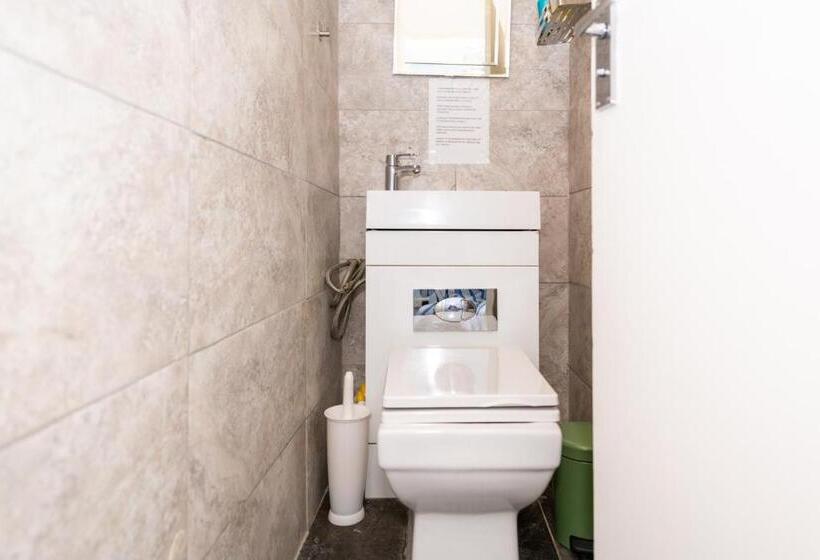 标准间, Bray Apartment