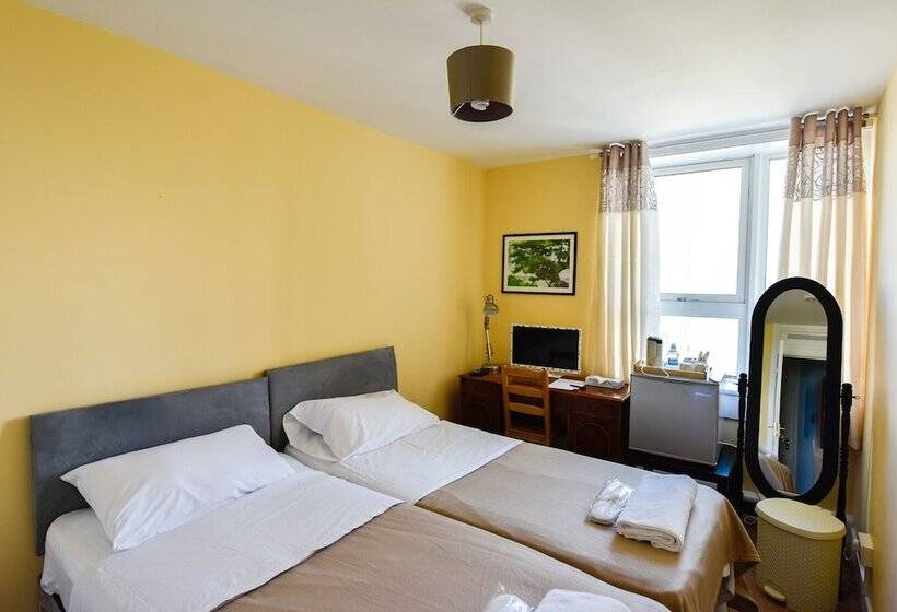 带共用浴室的标准房间, Bray Apartment