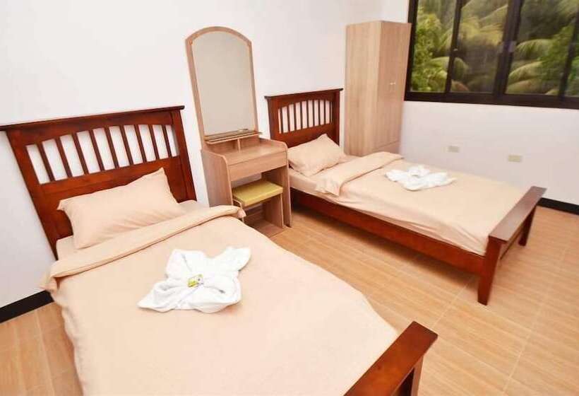 Standardrum, Tatay Seseng S Apartment