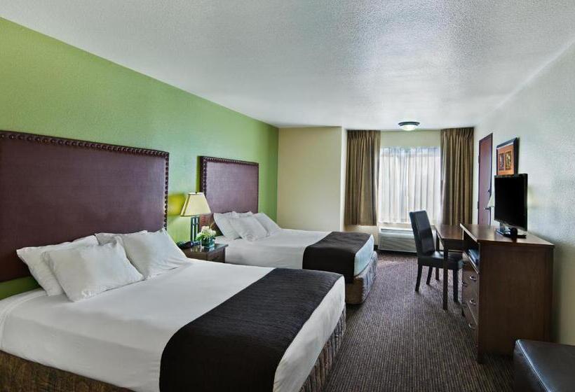 Люкс, Oxford Suites Hermiston