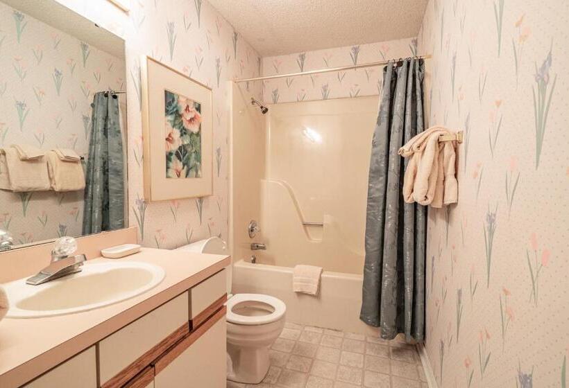 Апартаменты Deluxe 2 Спальни, Pointe Royale Golf Resort