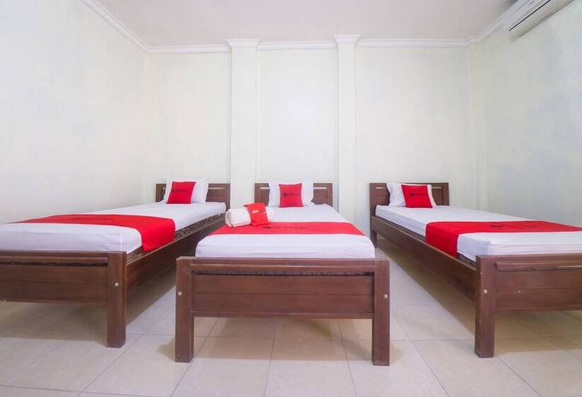 Номер Стандарт Трехместный, Reddoorz Near Nusa Cendana University