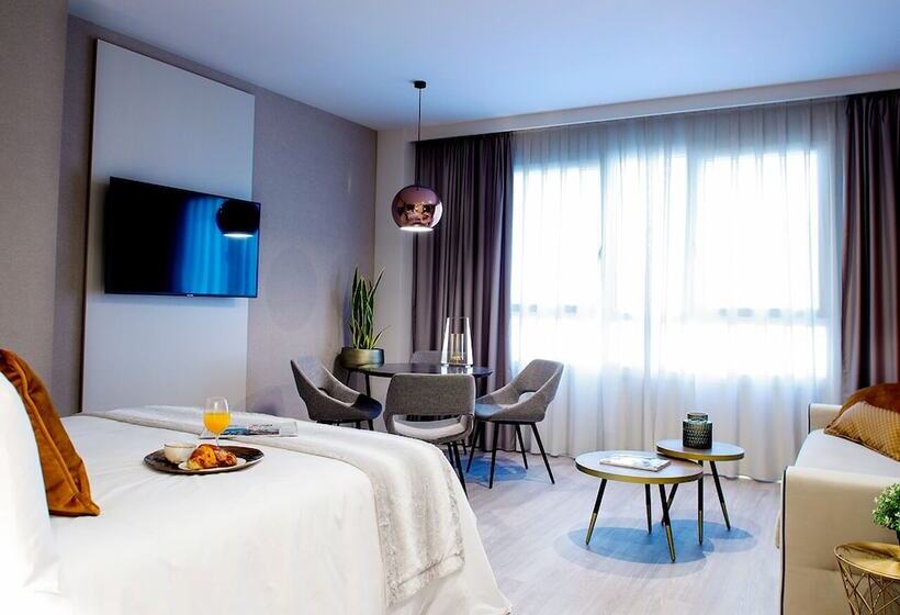 استودیوی استاندارد, Voghe Premium Flats