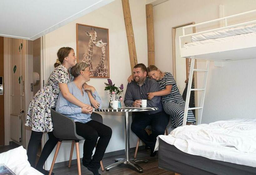 Семейный Номер Economy, Givskud Zoo Hostel