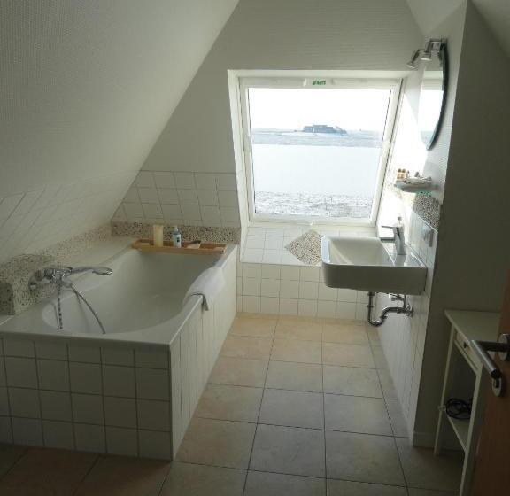Номер Стандарт Вид на Море, Anker S Hörn   Hotel & Restaurant Auf Der Hallig Langeness