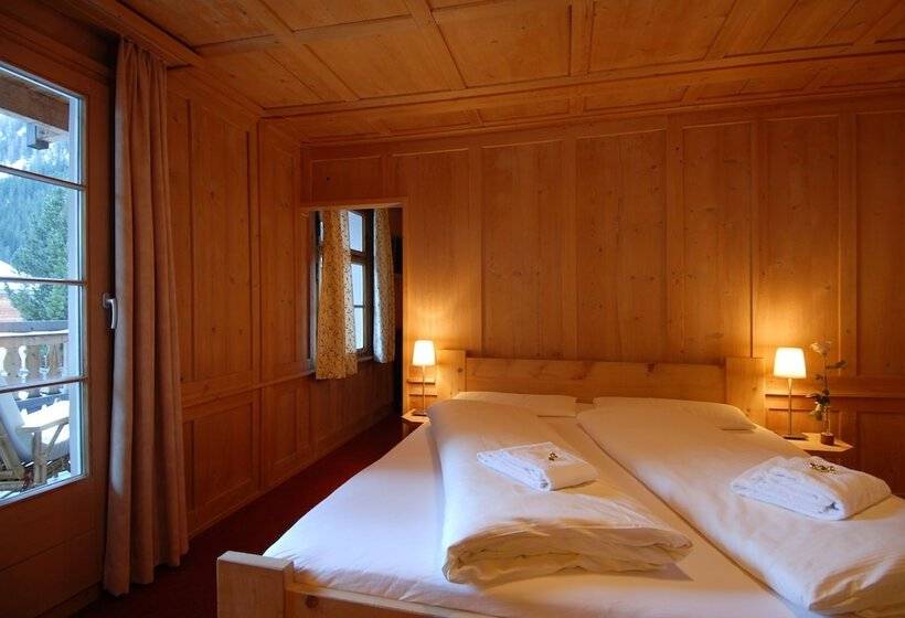 Quarto Familiar Superior, Ducan