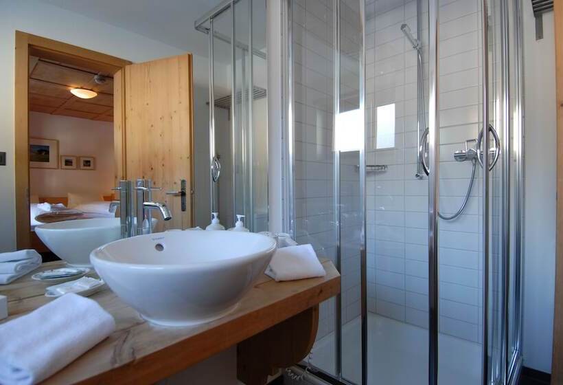 Quarto Familiar Superior, Ducan