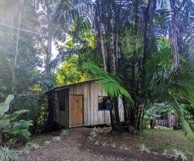 Quarto Triplo Estandar, Citronela Lodge Corcovado