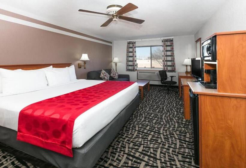 Номер Deluxe Кровать Кинг, Ramada By Wyndham Oklahoma City Airport North